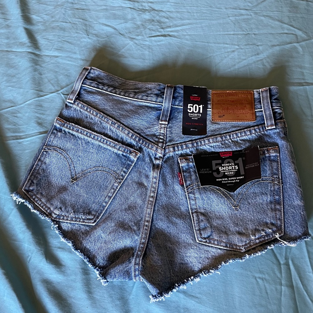 Levi Jean Shorts